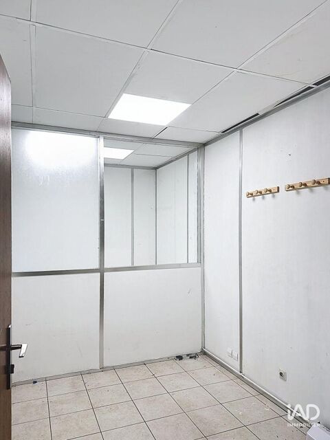   Vente Local d'activités 827 m&sup2; 