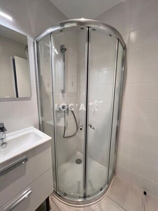  Appartement à louer 2 pièces 27 m²