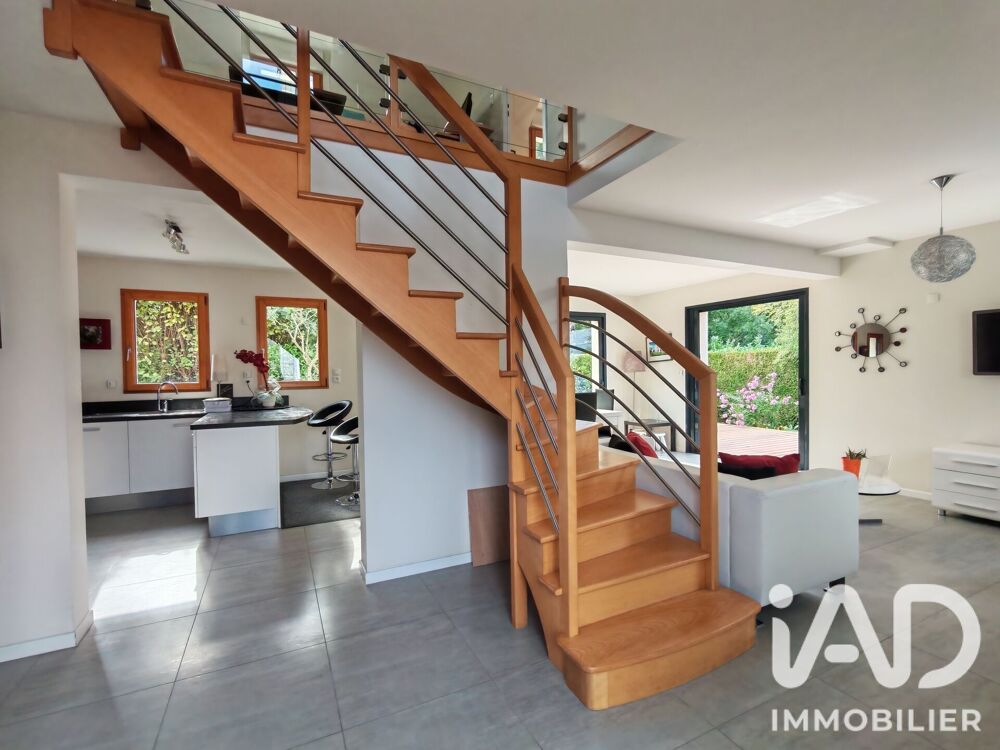 Vente Maison Vente Maison traditionnelle 7 pièces Monts