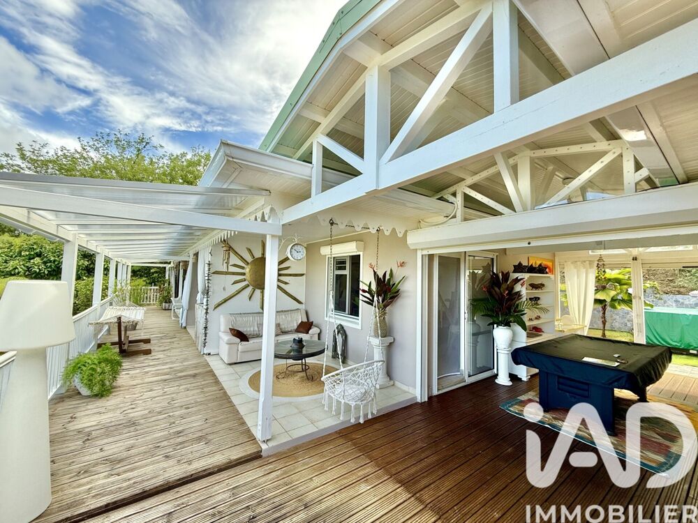Maison 4 pièces 260 m² · à Sainte-Marie · 260 m² · 495 000 €