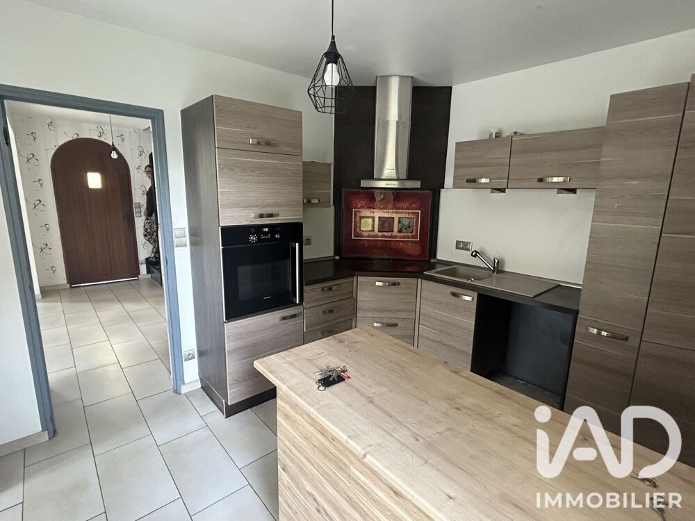 vente Maison - 5 pièce(s) - 123 m² Sarry (51520)