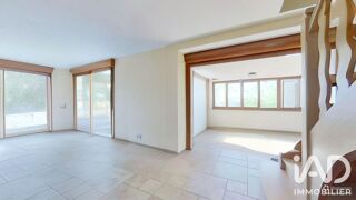  Maison à vendre 8 pièces 215 m²
