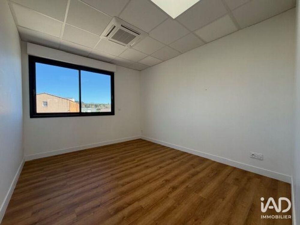   Location Bureaux 90 m&sup2; Saint-cannat
