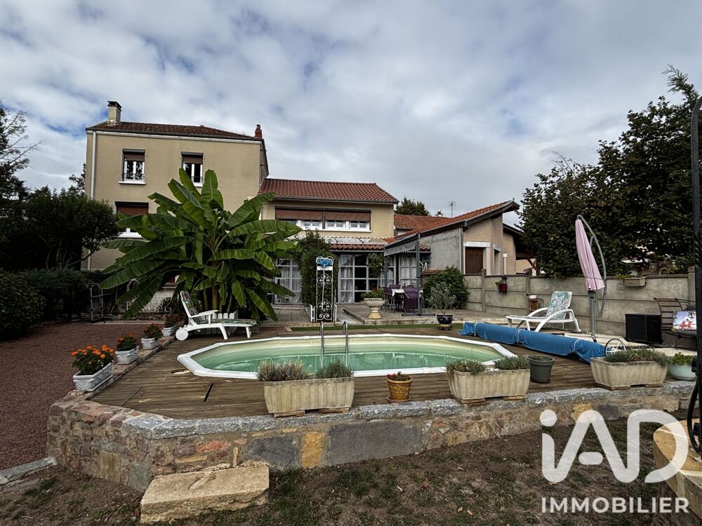 Vente Maison Vente Maison de village 5 pièces Villerest