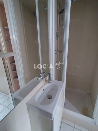  Appartement à louer 1 pièce 25 m²
