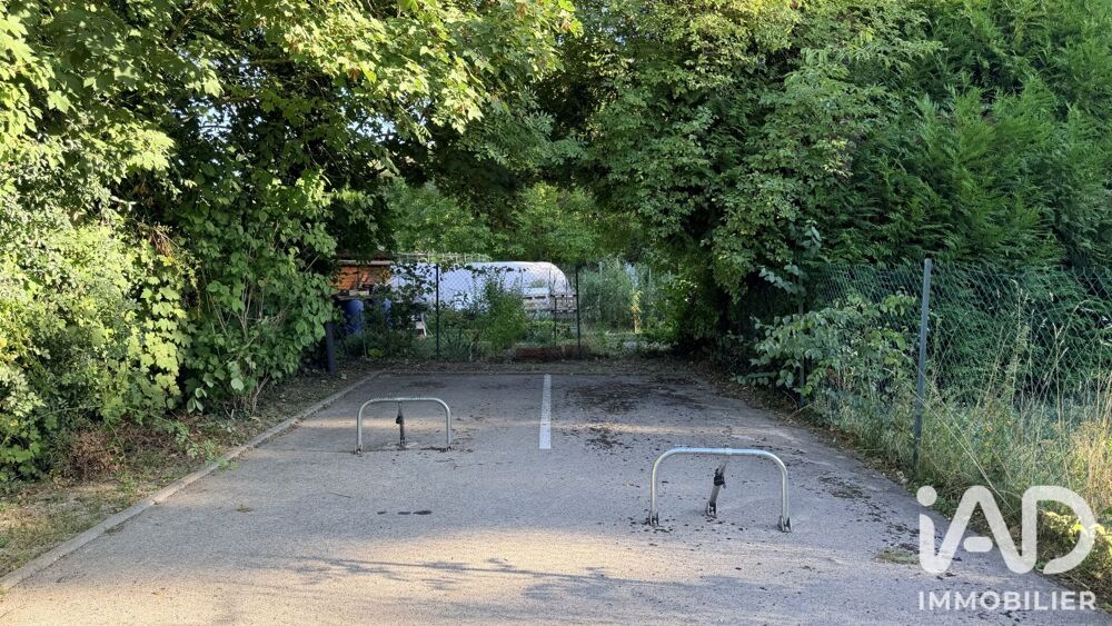 Vente Parking/Garage Vente Parking 28 m&sup2; Sainte-savine