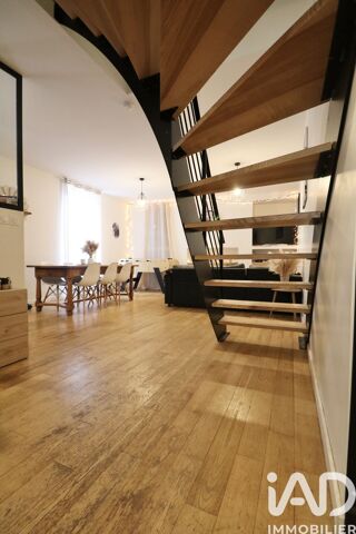  Immeuble à vendre 104 m²