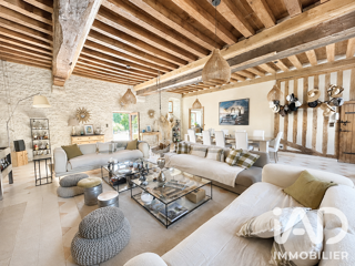  Maison à vendre 10 pièces 445 m²