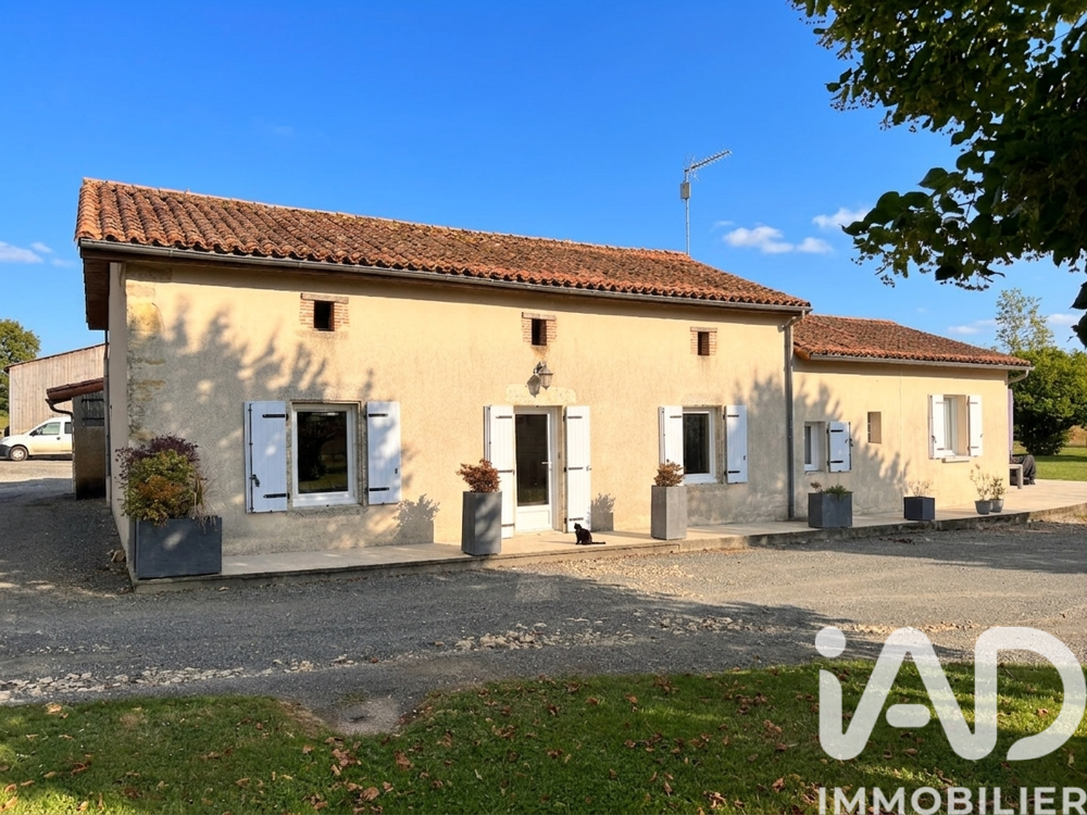 Vente Maison Vente Ferme 5 pièces Vasles