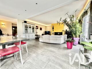  Maison à vendre 10 pièces 234 m²