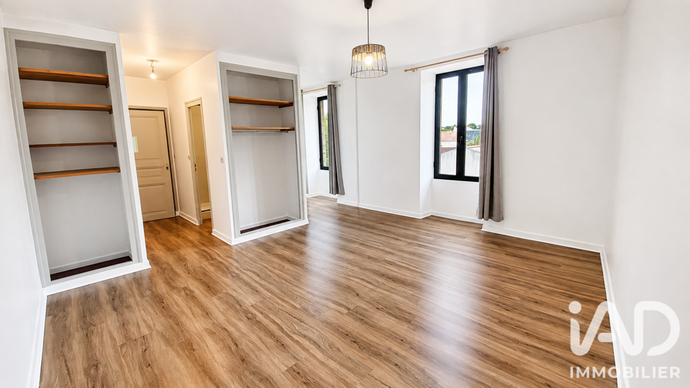 Vente Immeuble Vente Immeuble 604 m&sup2; Saint-jean-d'angély