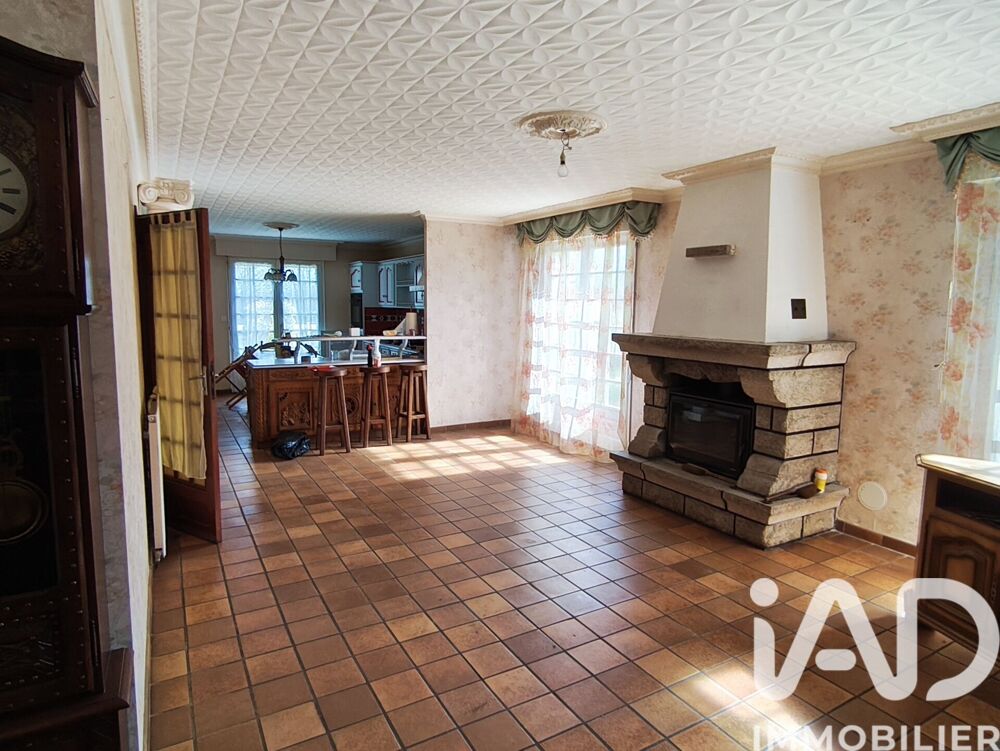 Vente Maison Vente Maison traditionnelle 7 pièces Évellys