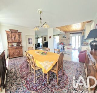  Maison à vendre 8 pièces 241 m²