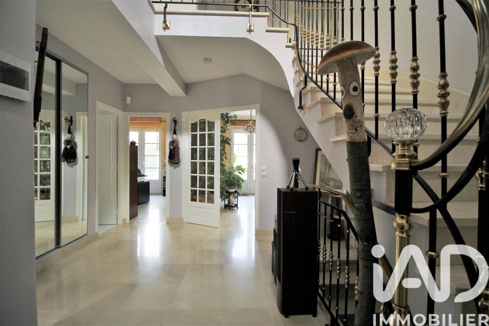 Vente Maison Vente Maison traditionnelle 7 pièces Villecresnes