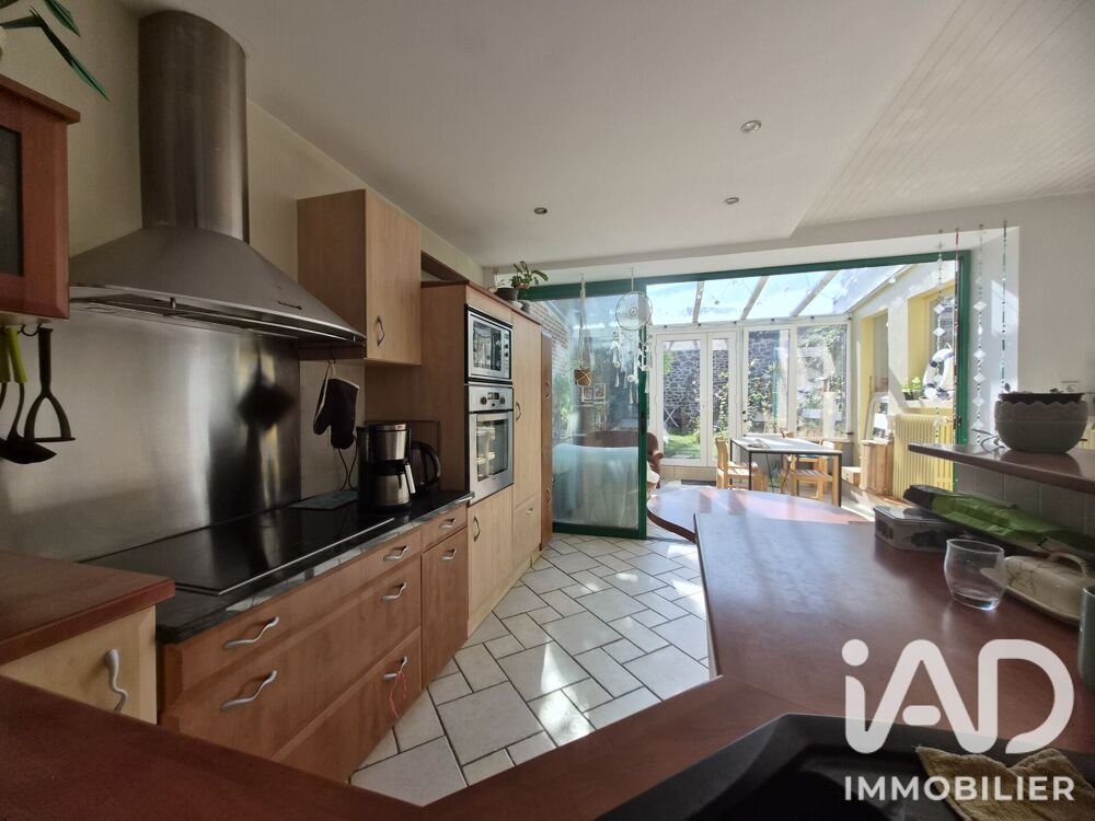 Vente Maison Vente Maison de ville 7 pièces Fougères