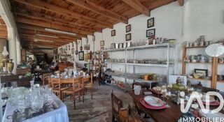 Immeuble à vendre 554 m²