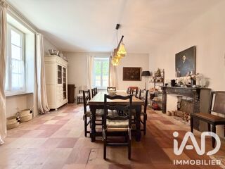  Maison à vendre 11 pièces 327 m²