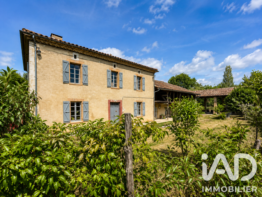 Vente Maison Vente Maison traditionnelle 10 pièces Anan