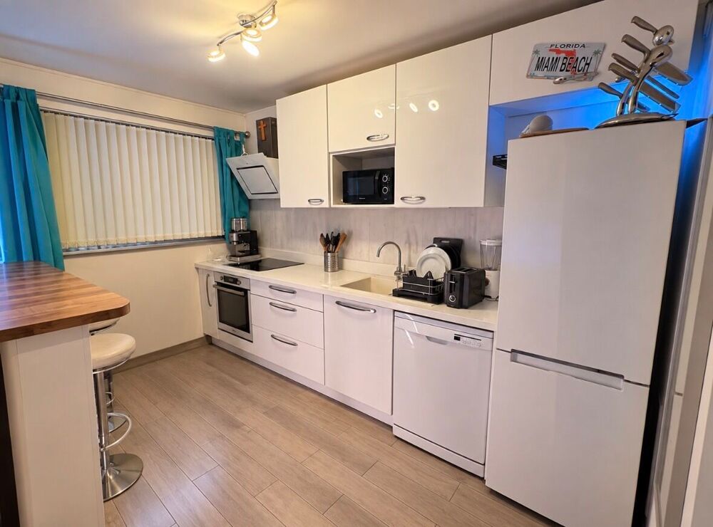 Location Appartement 2 PIÈCES MEUBLÉ 51,26 m² plus BALCON 14 m² PROCHE METRO Coubevoie