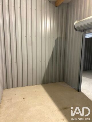  Parking / Garage à vendre 120 m²