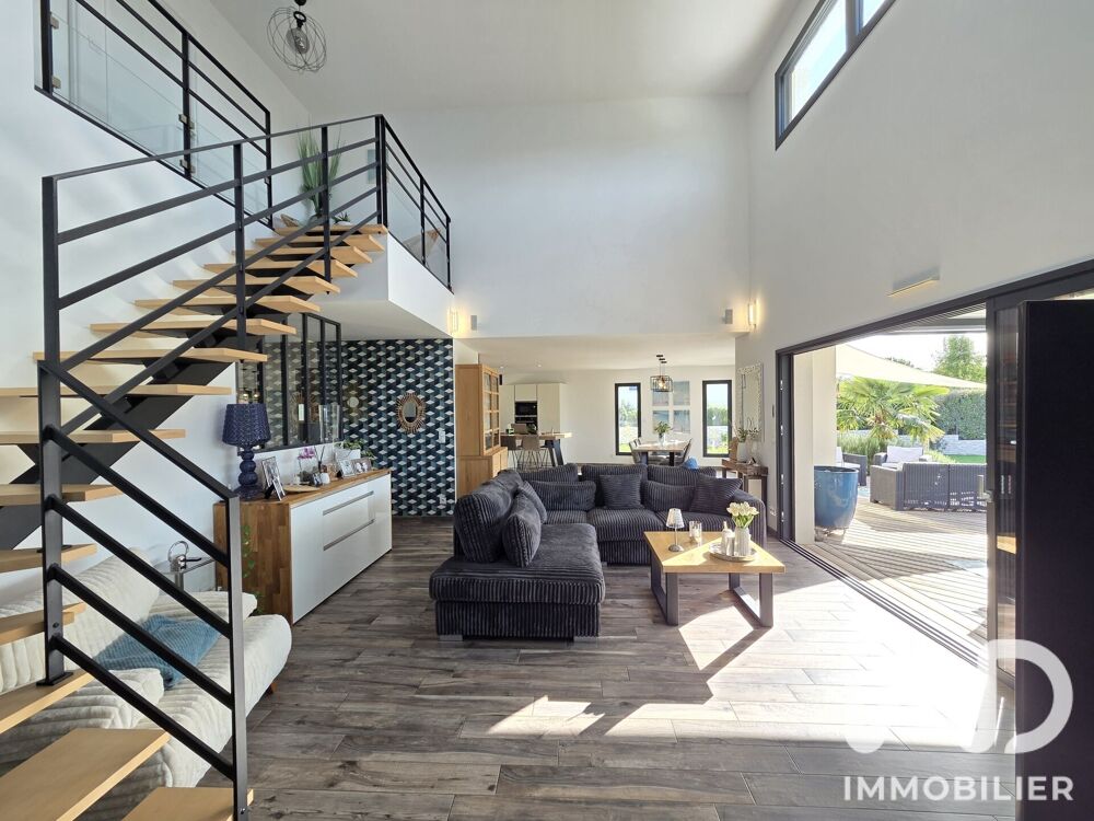 à vendre  Maison Vouneuil-sous-Biard (86580)