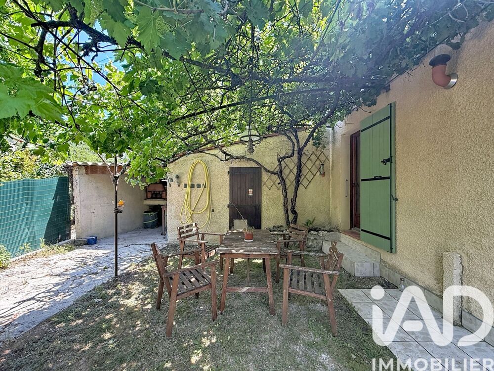vente Maison - 5 pièce(s) - 110 m² Saint-Zacharie (83640)