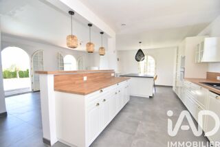  Maison à louer 5 pièces 123 m²