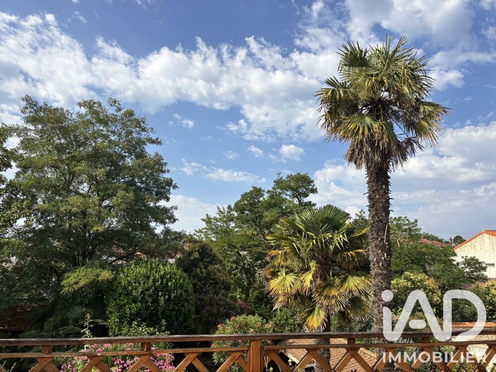 vente Maison - 7 pièce(s) - 188 m² La Rochelle (17000)