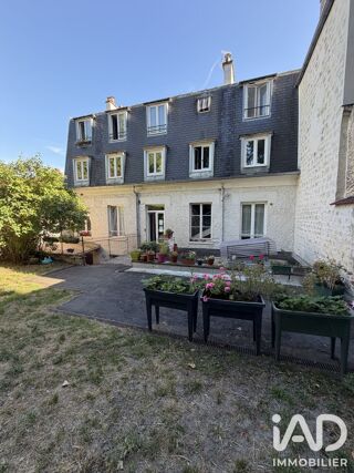  Immeuble à vendre 300 m²