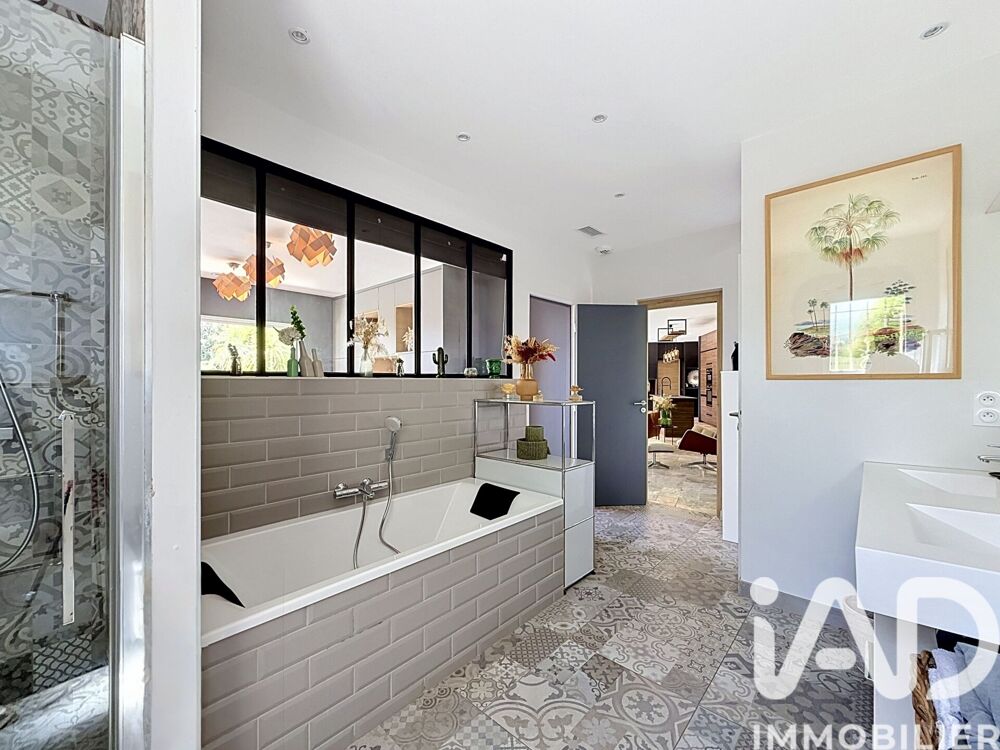 � vendre  Maison P�zenas (34120)