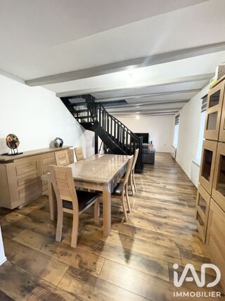  Appartement à louer 3 pièces 80 m²