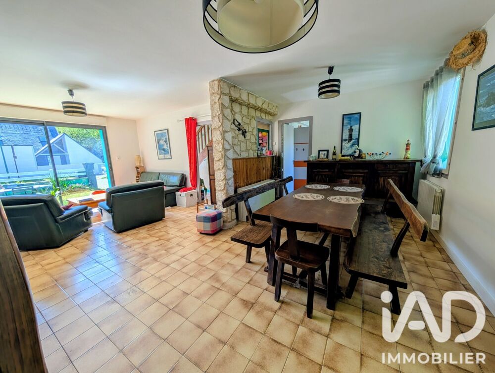 Location Maison Location Maison traditionnelle 7 pièces Saint-yvi