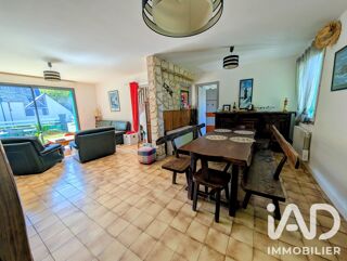  Maison à louer 7 pièces 127 m²