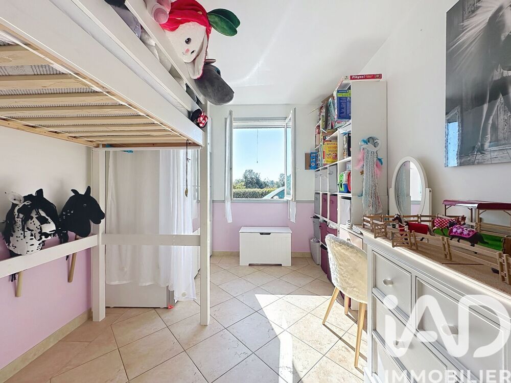 à vendre  Maison Roquebrune-sur-Argens (83520)