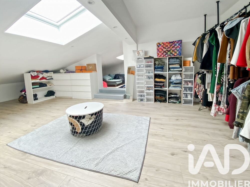 à vendre  Appartement Chevry-Cossigny (77173)