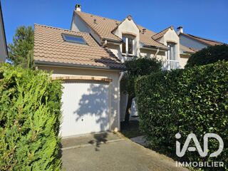  Maison à louer 8 pièces 148 m²