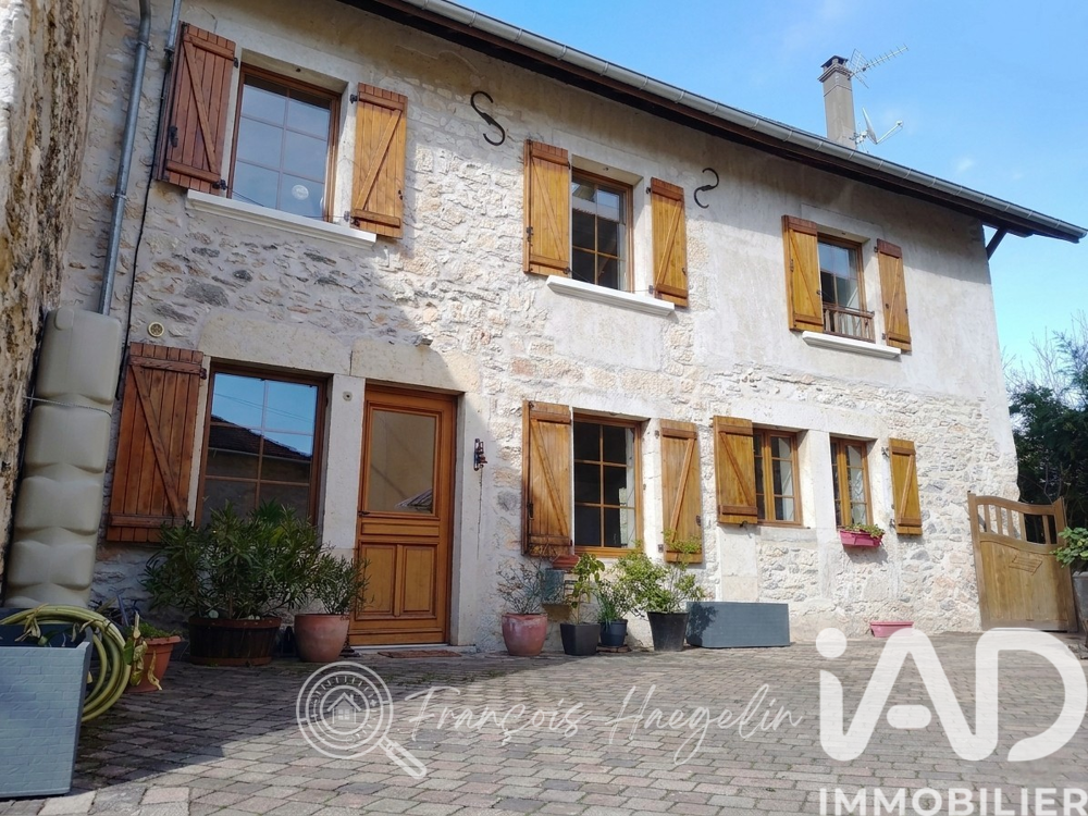 Vente Maison de village 6 pièces