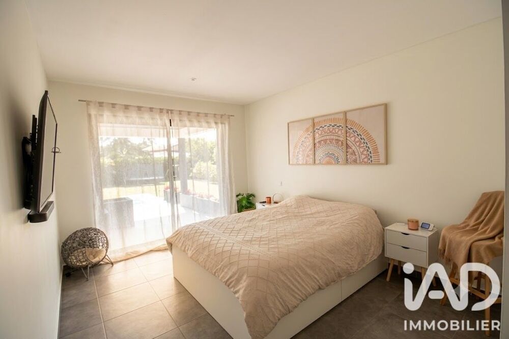 location Maison - 5 pièce(s) - 142 m² Ventabren (13122)