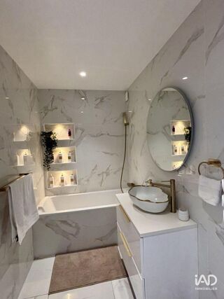  Appartement à louer 4 pièces 88 m²