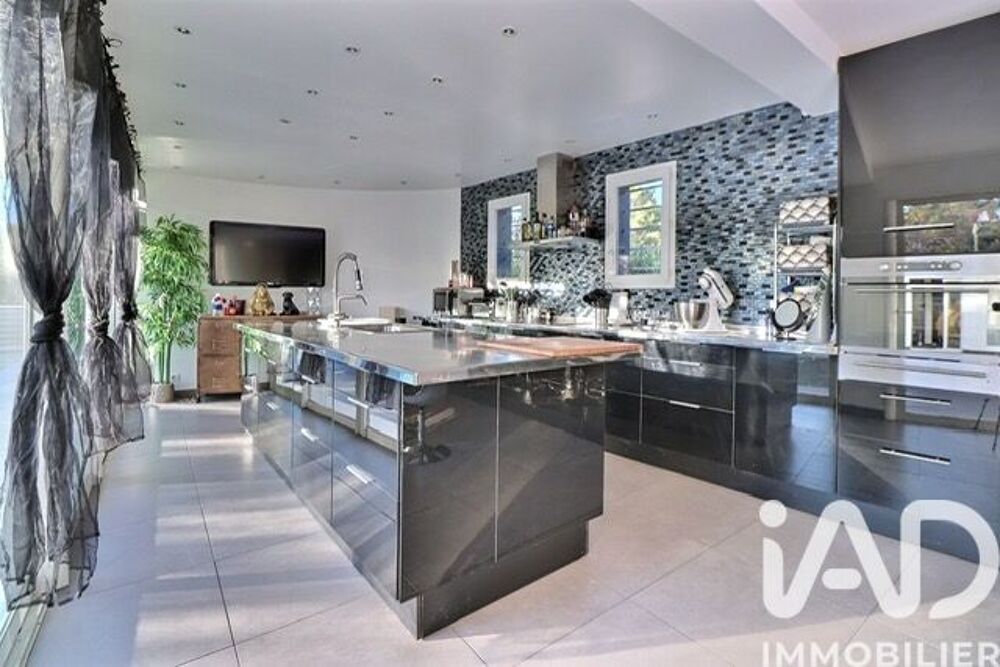 à vendre  Maison Saint-Raphaël (83700)
