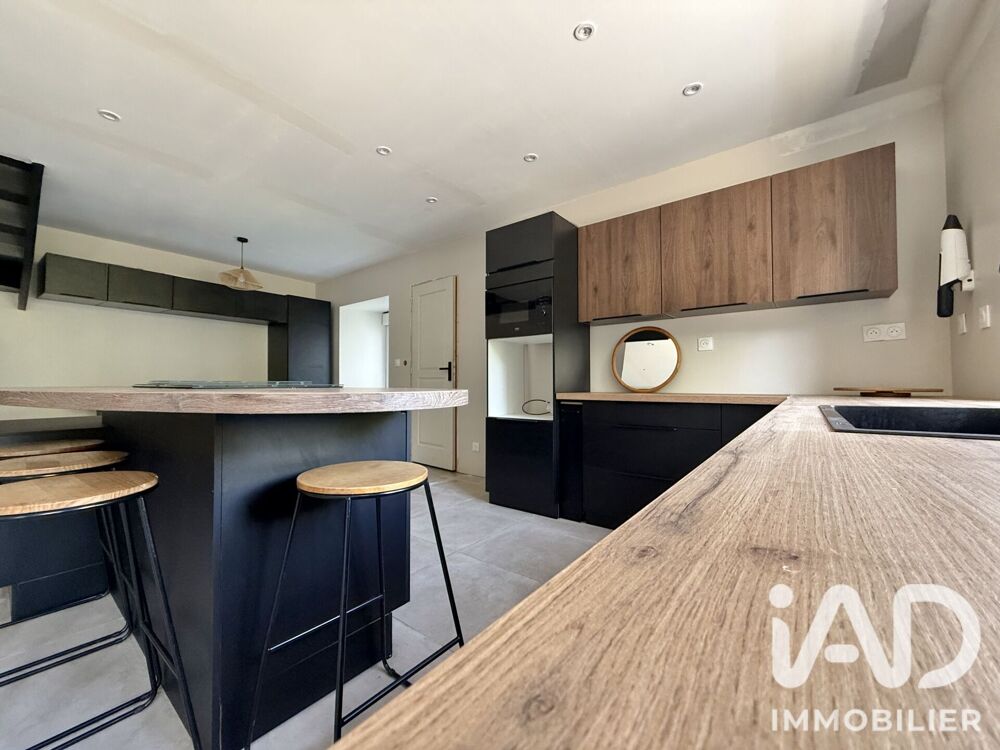 Vente Maison Vente Maison/villa 6 pièces Monteneuf