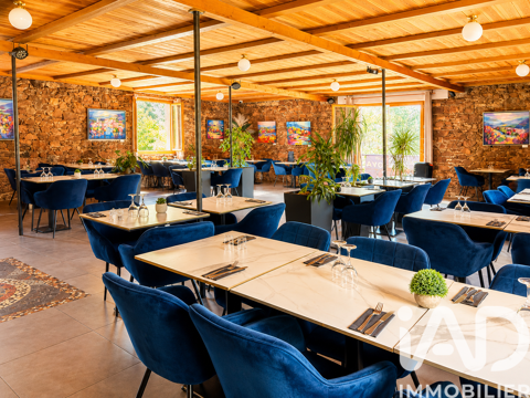 Vente Restaurant 140 m&sup2; 349000 83340 Le cannet-des-maures
