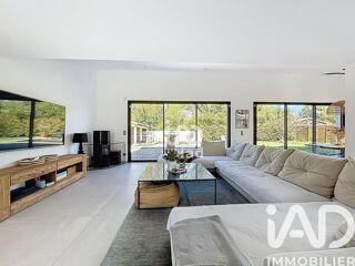  Maison � vendre 8 pi�ces 236 m�