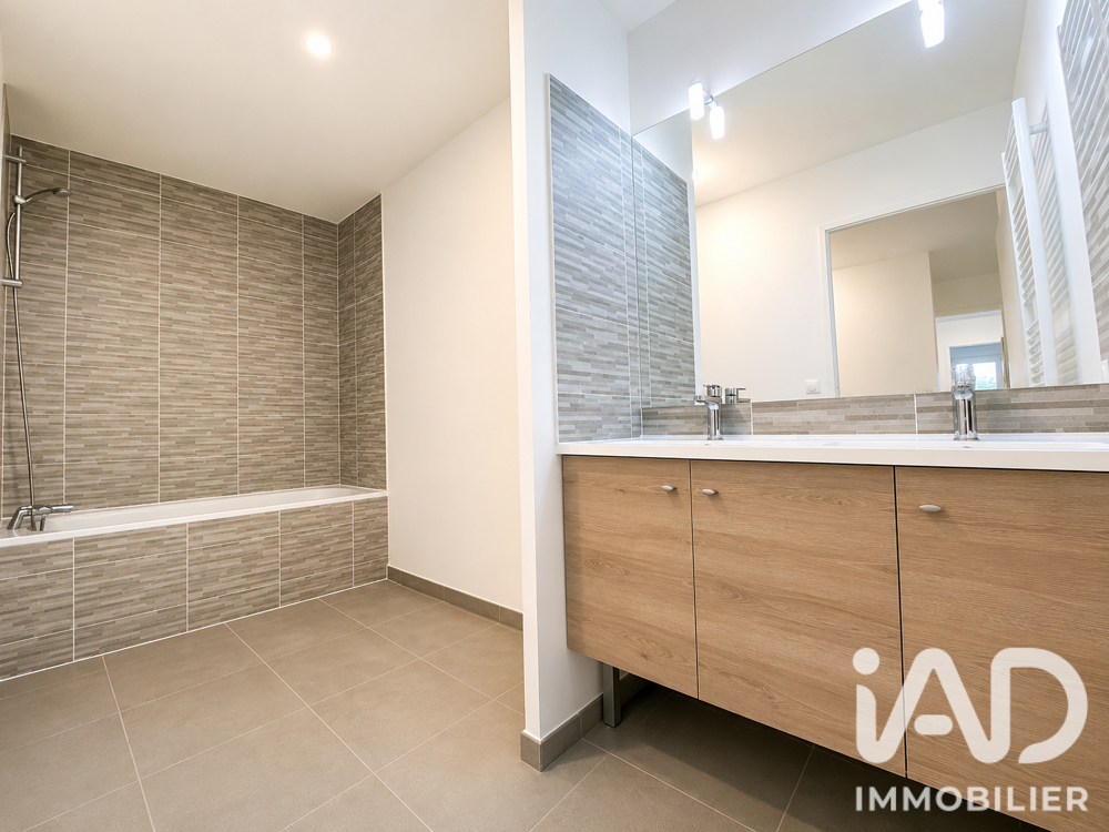 vente Appartement - 4 pièce(s) - 82 m² Bordeaux (33800)