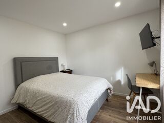  Appartement à louer 4 pièces 77 m²
