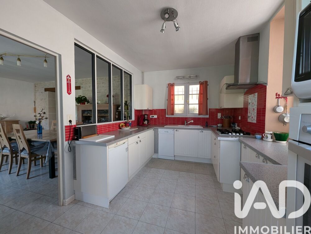 Vente Maison Vente Maison de village 6 pièces Louzac-saint-andré