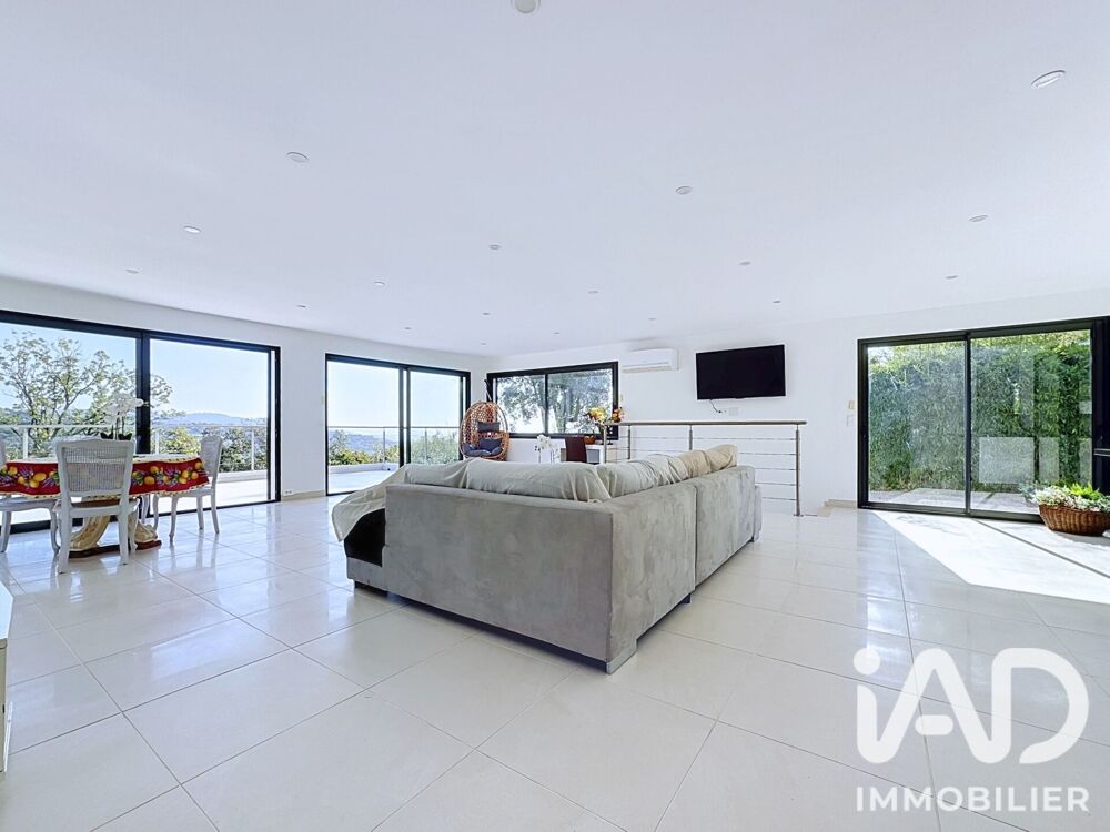 Vente Maison Vente Maison d'architecte 5 pièces Les adrets-de-l'estérel