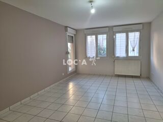  Appartement à louer 3 pièces 71 m²