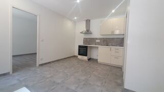 Appartement à louer 2 pièces 27 m²