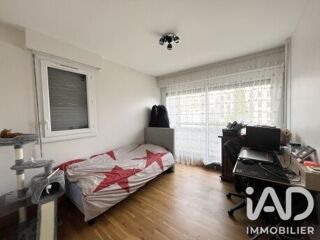  Appartement à louer 4 pièces 83 m²